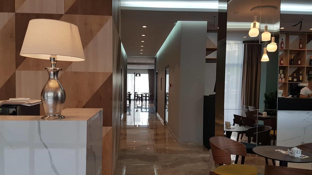 Blue Marine Hotel Škalngur Kültér fotó